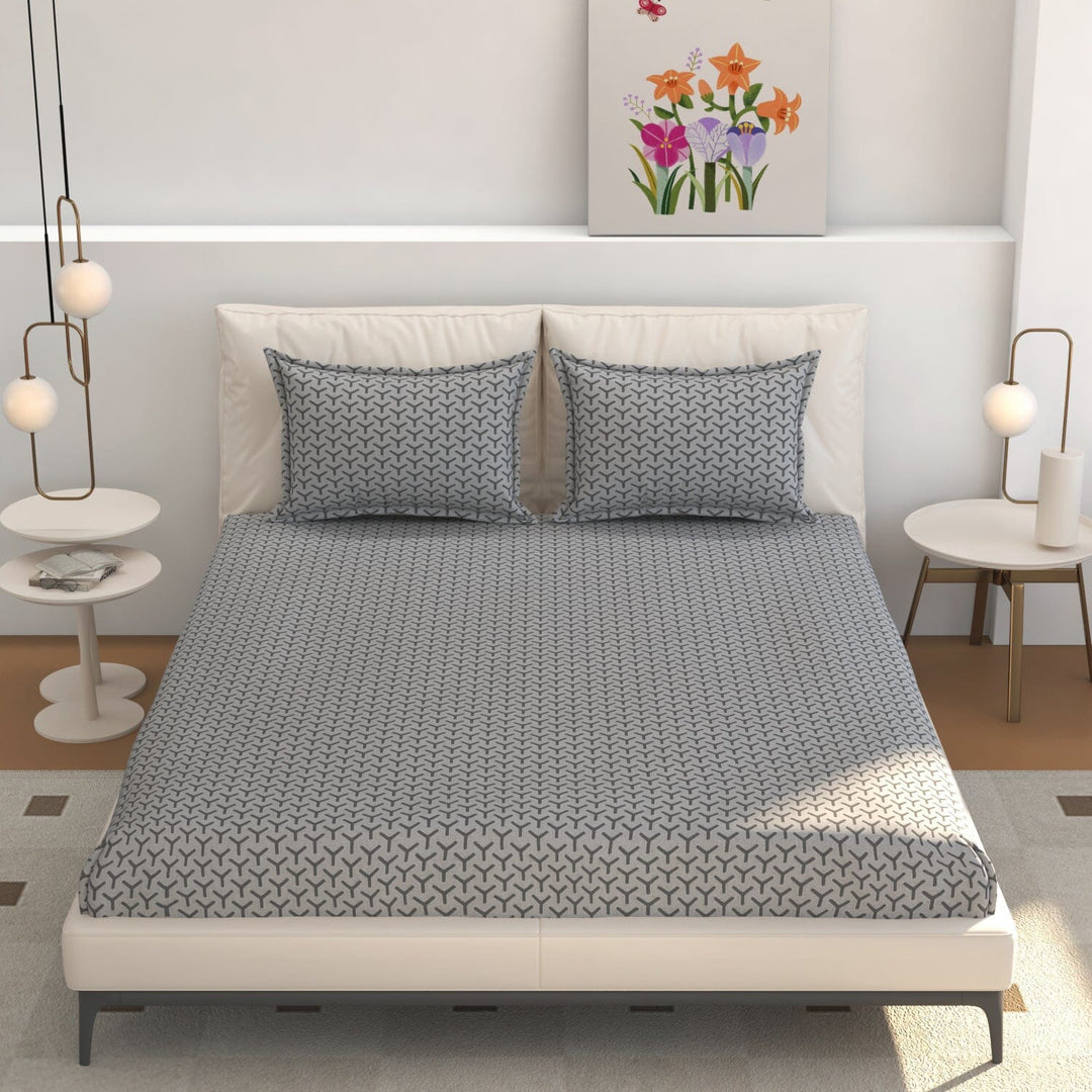 Elastic Fitted Bedsheet (King Size) with 2 Pillow Covers - Buy 2 Get 1 FREE Great Happy IN Grey Trellis KING SIZE 