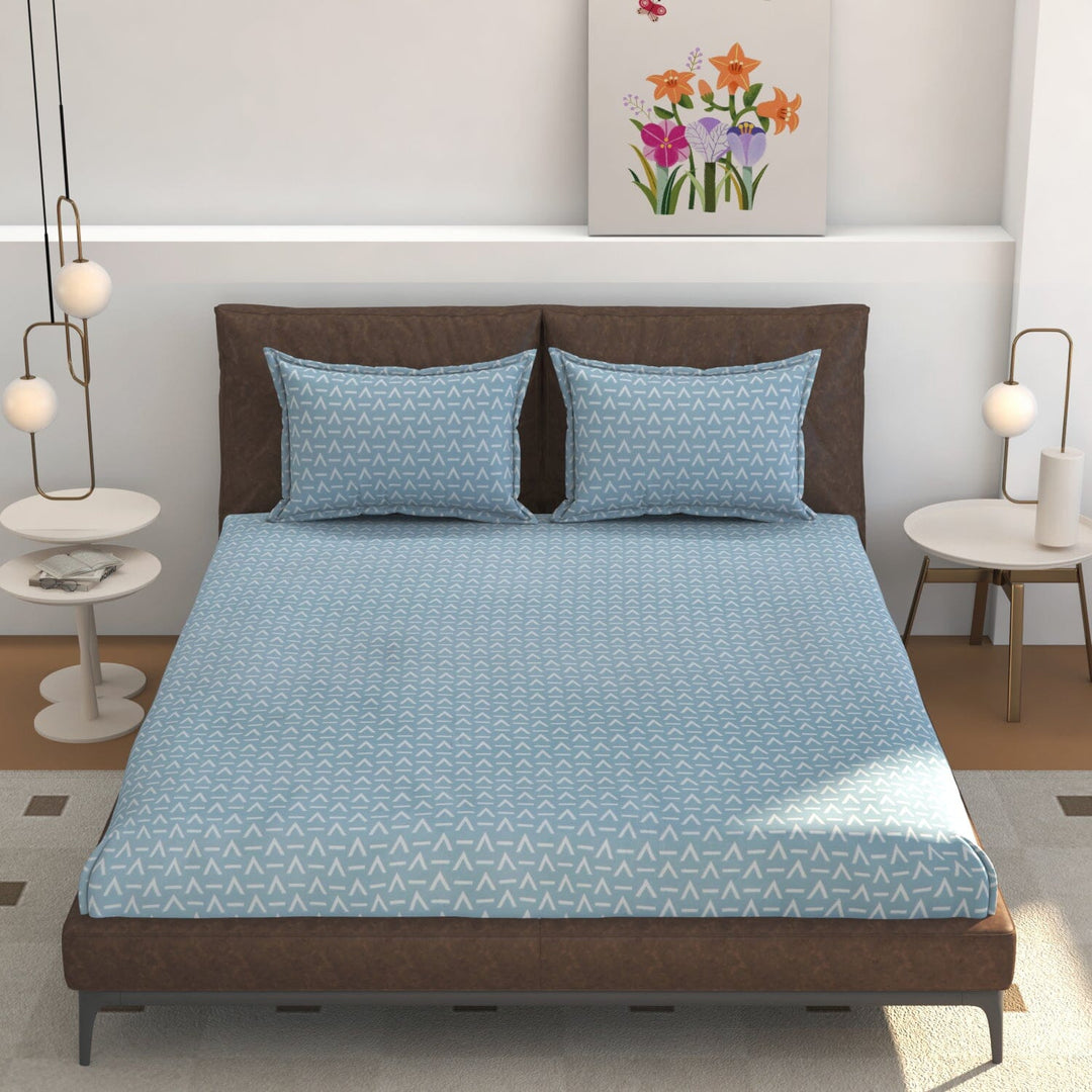 Elastic Fitted Bedsheet (King Size) with 2 Pillow Covers - Buy 2 Get 1 FREE Great Happy IN Aqua Trellis KING SIZE 